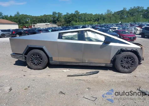 2024 Tesla Cybertruck from USA, damaged, VIN 7G2CEHED2RA025564